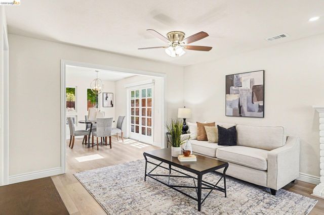 2092 Casa Grande St, Benicia, CA 94510