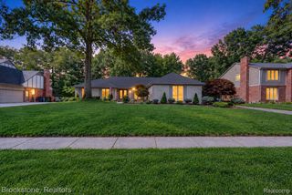 11921 Raintree Court, Shelby Charter Township, MI 48315