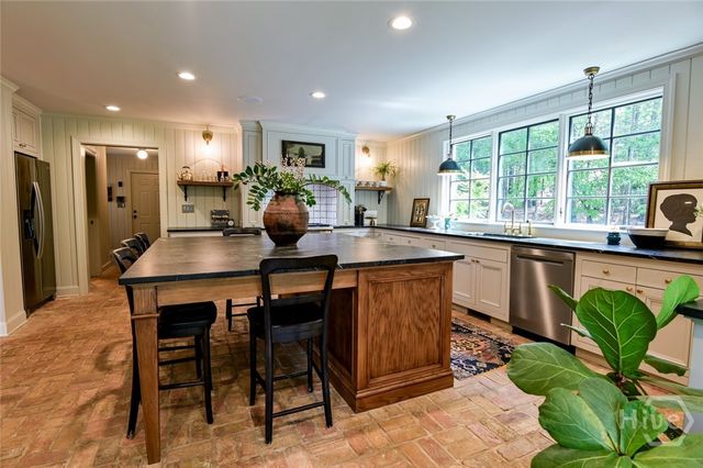 1040 Thornwell Court, Athens, GA 30606
