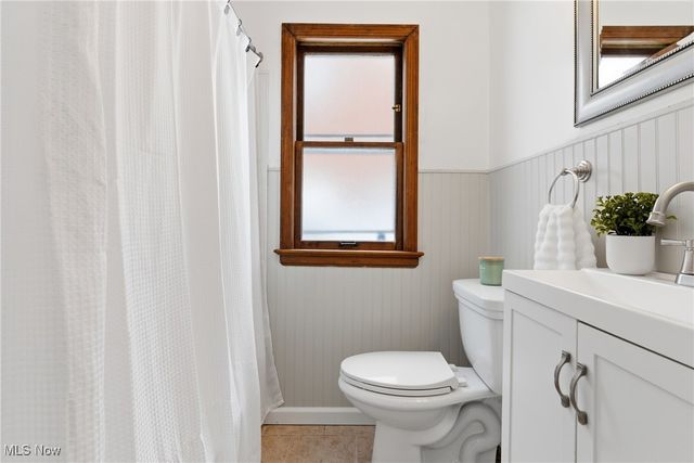 2303 Tuxedo Avenue, Parma, OH 44134