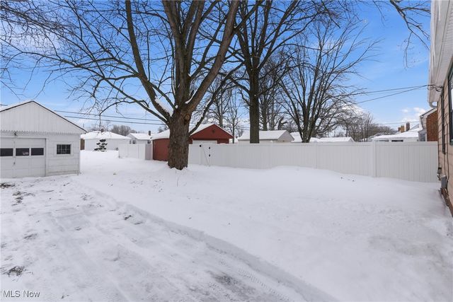 2303 Tuxedo Avenue, Parma, OH 44134