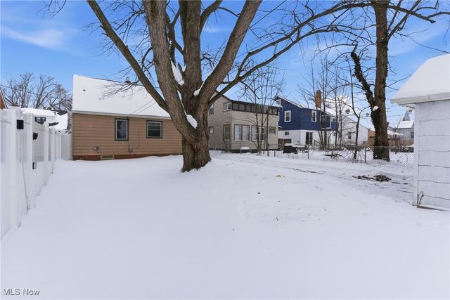 2303 Tuxedo Avenue, Parma, OH 44134