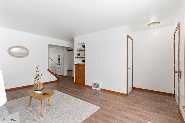 2303 Tuxedo Avenue, Parma, OH 44134