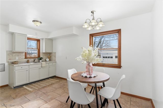 2303 Tuxedo Avenue, Parma, OH 44134