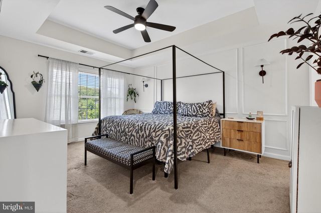 2819 CHINKAPIN OAK LN, Woodbridge, VA 22191