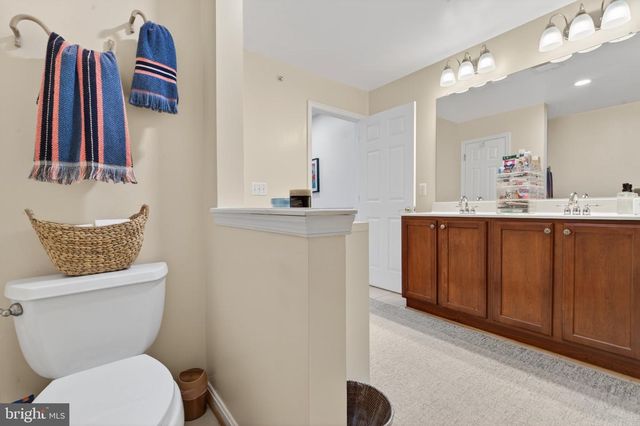 2819 CHINKAPIN OAK LN, Woodbridge, VA 22191