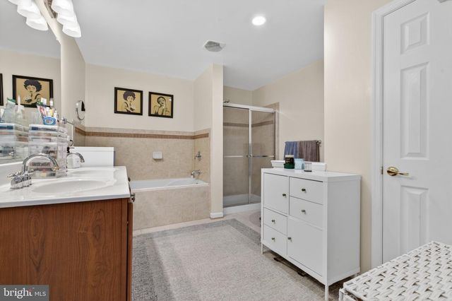 2819 CHINKAPIN OAK LN, Woodbridge, VA 22191