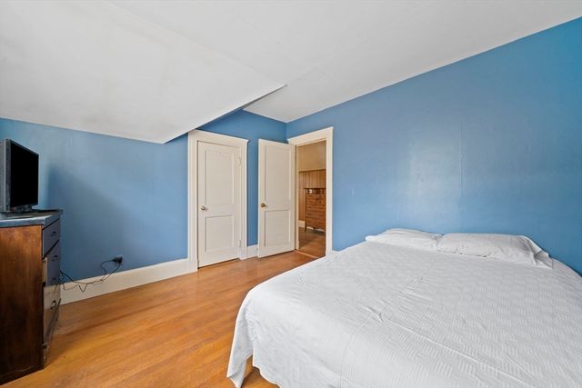 20 Fairbanks Rd, Milton, MA 02186
