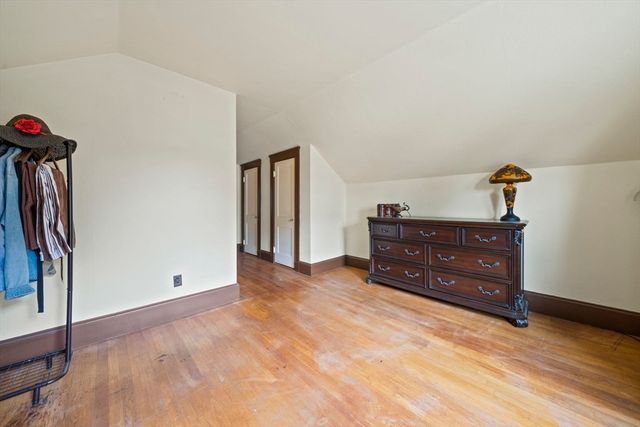 20 Fairbanks Rd, Milton, MA 02186