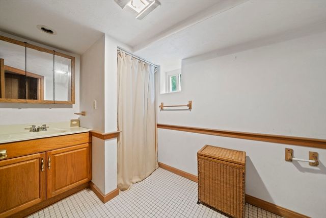 20 Fairbanks Rd, Milton, MA 02186