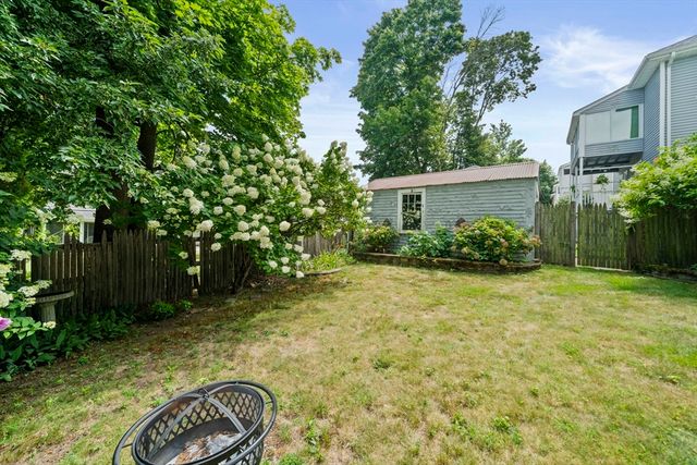20 Fairbanks Rd, Milton, MA 02186