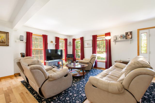 2006 Hutchins Street, Berlin, NH 03570