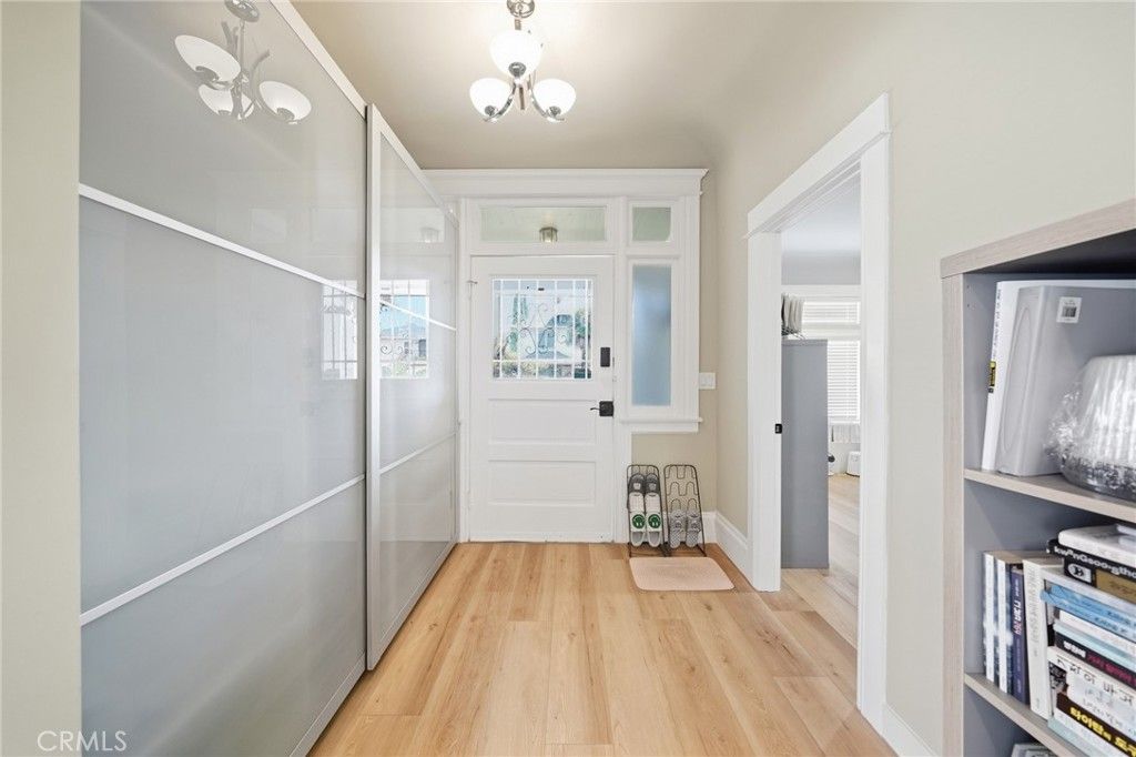 1411 Albany Street, Los Angeles, CA 90015 — photo 3