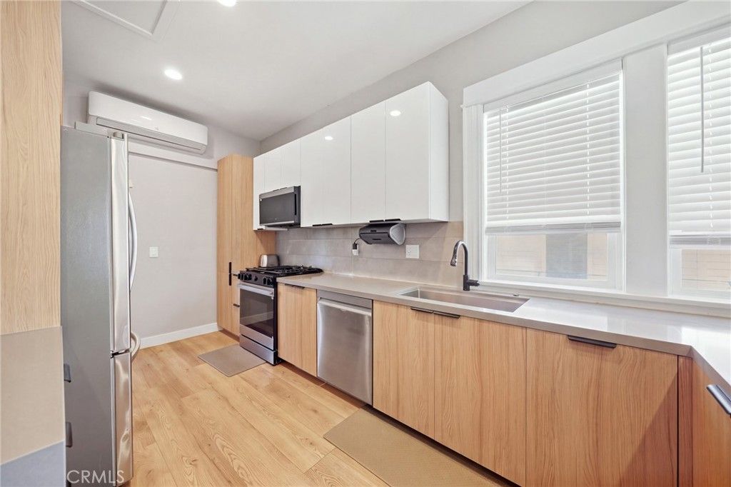 1411 Albany Street, Los Angeles, CA 90015 — photo 4