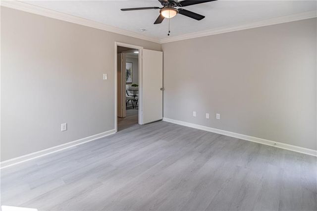 1103 Lake Pointe Circle, Roswell, GA 30075