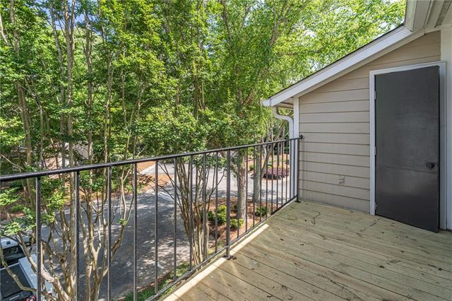 1103 Lake Pointe Circle, Roswell, GA 30075