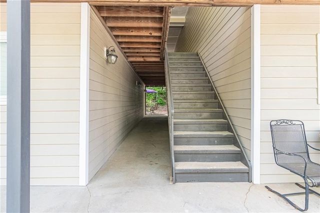1103 Lake Pointe Circle, Roswell, GA 30075