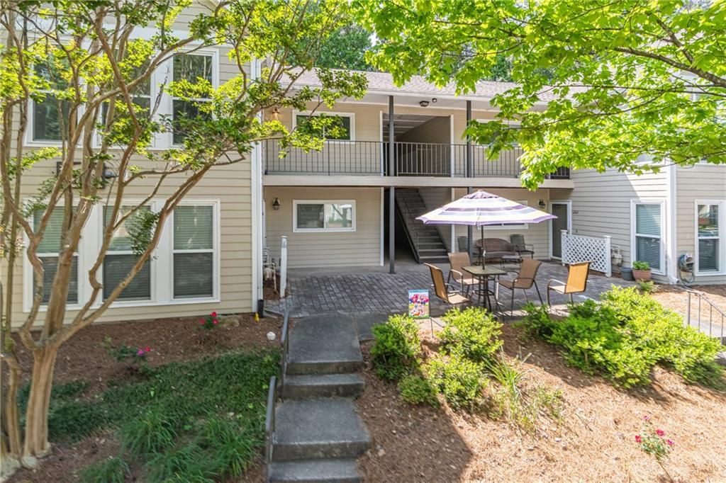 1103 Lake Pointe Circle, Roswell, GA 30075