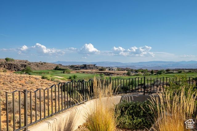 4816 N PETROGLYPH DR, St. George, UT 84770