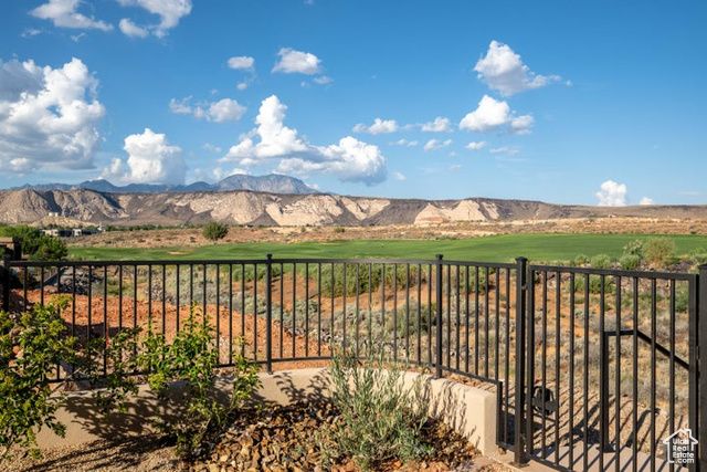 4816 N PETROGLYPH DR, St. George, UT 84770