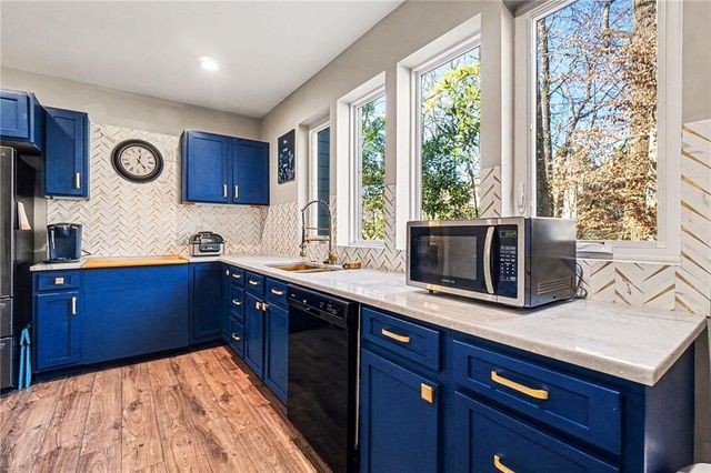 3336 SE Creatwood SE Trail, Smyrna, GA 30080