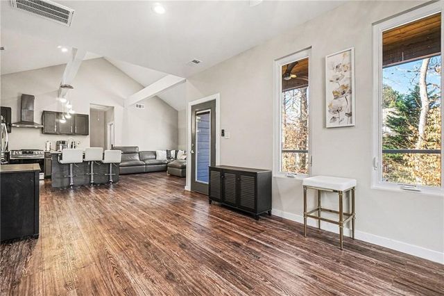 3336 SE Creatwood SE Trail, Smyrna, GA 30080