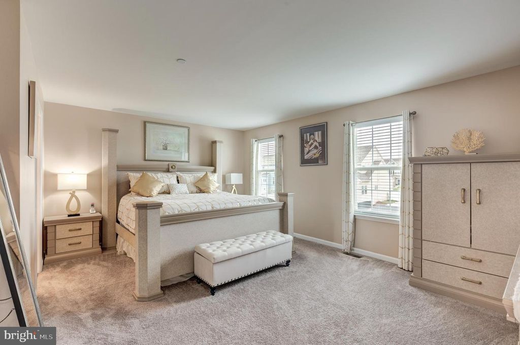 51 BOWIE MILL AVE, Taneytown, MD 21787