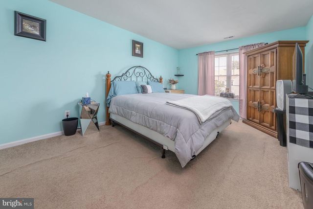 2502 THISTLEDOWN CT, Sewell, NJ 08080