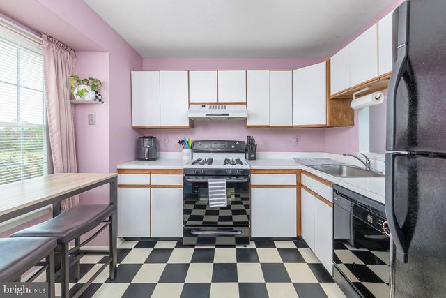 2502 THISTLEDOWN CT, Sewell, NJ 08080
