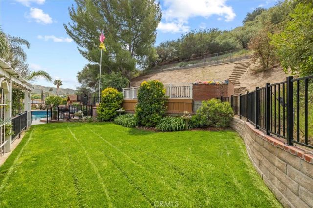 28931 Woodside Drive, Saugus, CA 91390