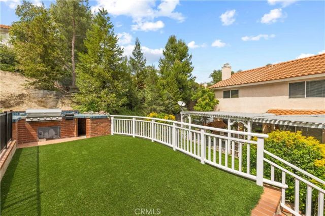 28931 Woodside Drive, Saugus, CA 91390