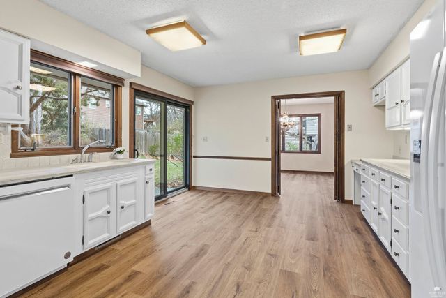 1621 Denholm Drive, Manhattan, KS 66503