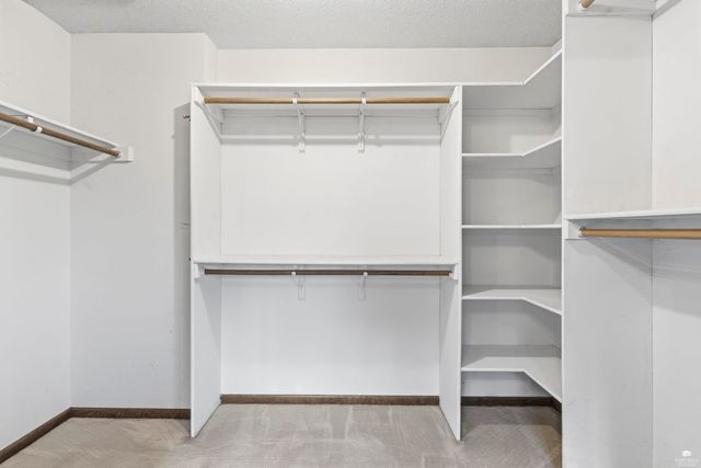 1621 Denholm Drive, Manhattan, KS 66503