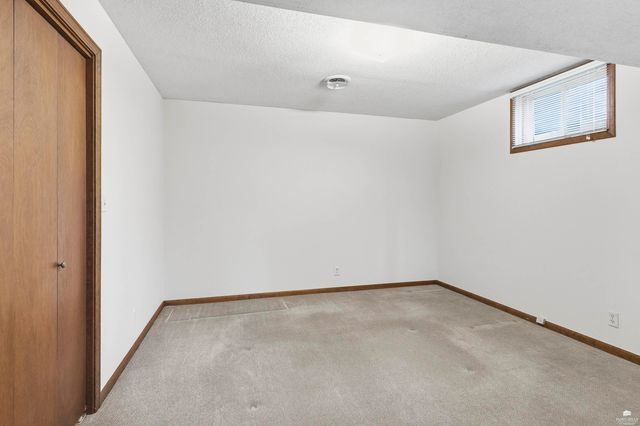 1621 Denholm Drive, Manhattan, KS 66503