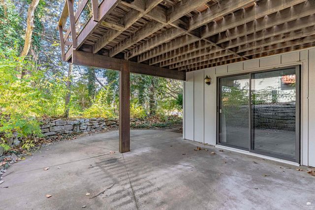 1621 Denholm Drive, Manhattan, KS 66503