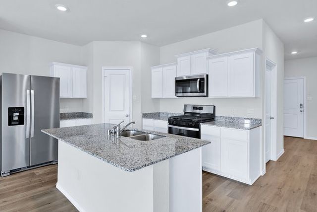 1450 Saddlehorn Drive, Denton, TX 76207