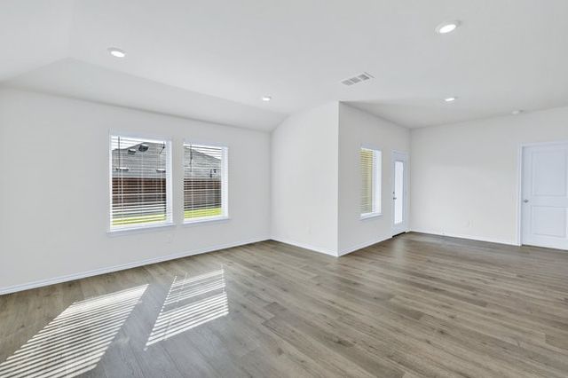 1450 Saddlehorn Drive, Denton, TX 76207