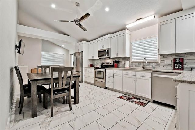 16564 Cypress Lane, Rogers, AR 72756