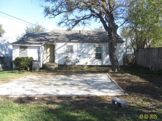 2713 NW 35th Street, Fort Worth, TX 76106