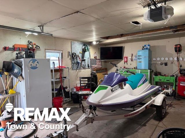 3238 Newton Road, Commerce Twp, MI 48382
