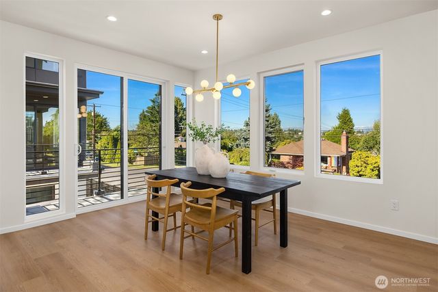 9739 12th Avenue NW, Seattle, WA 98117
