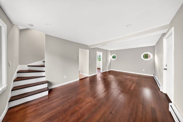 142 May St, North Attleboro, MA 02760