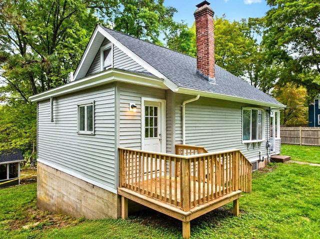 142 May St, North Attleboro, MA 02760