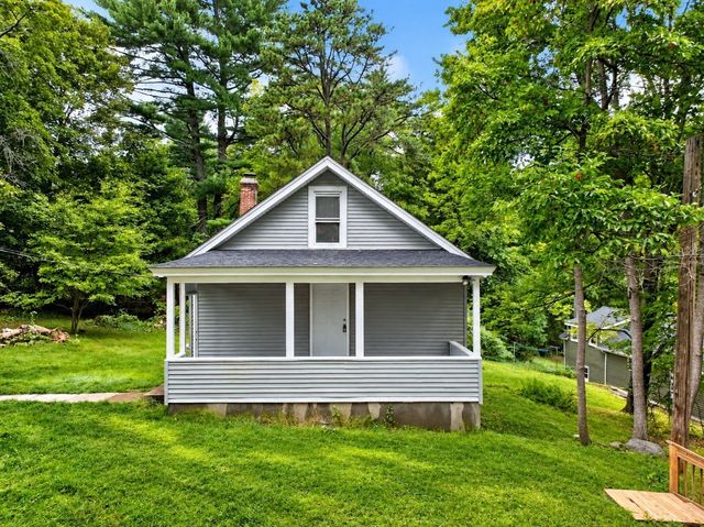 142 May St, North Attleboro, MA 02760