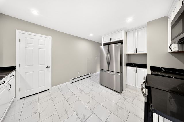 142 May St, North Attleboro, MA 02760