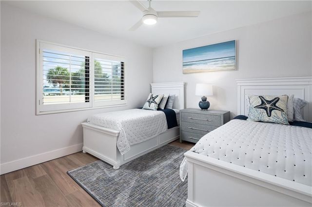 10475 Gulf Shore DR # 115, Naples, FL 34108