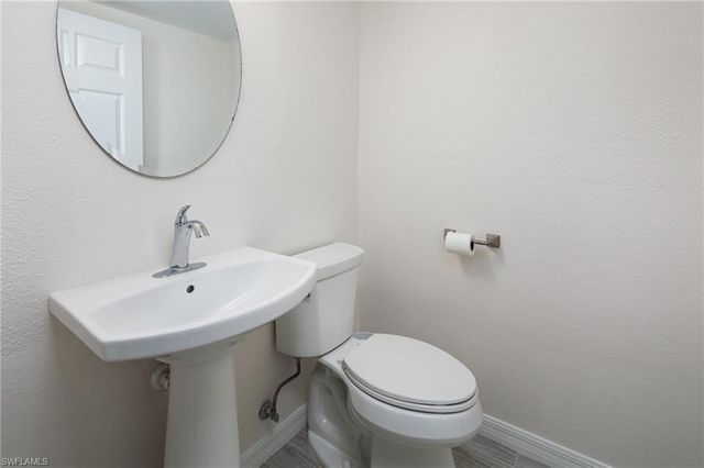 10475 Gulf Shore DR # 115, Naples, FL 34108