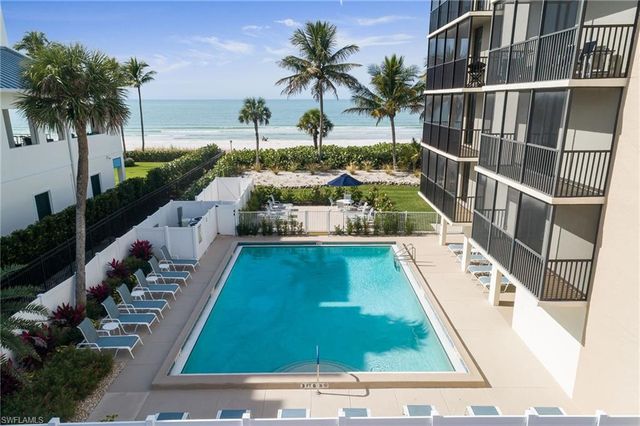10475 Gulf Shore DR # 115, Naples, FL 34108