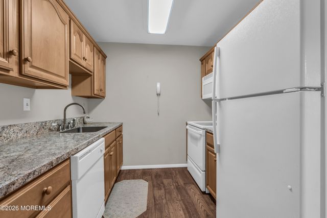 44D Edinburgh Lane, Manchester, NJ 08759