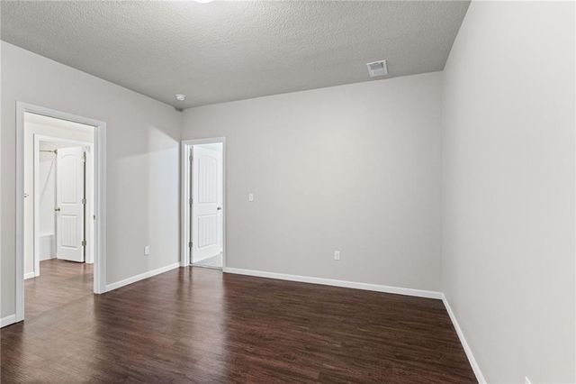 717 Samantha Lane, Belton, MO 64012